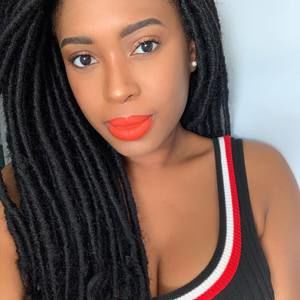 Meet your Posher, Le'atria